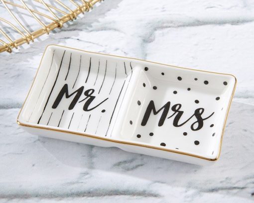 Mr. and Mrs. Ring Dish